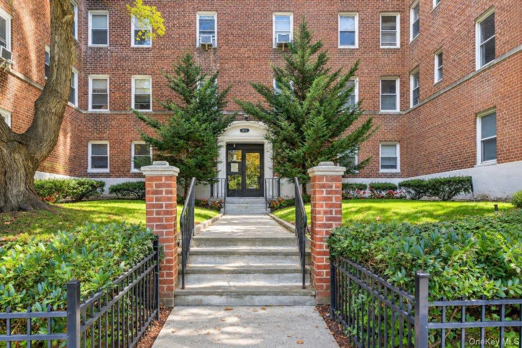 811 Bronx River Road 3H, Bronxville, NY 10708 — exterior