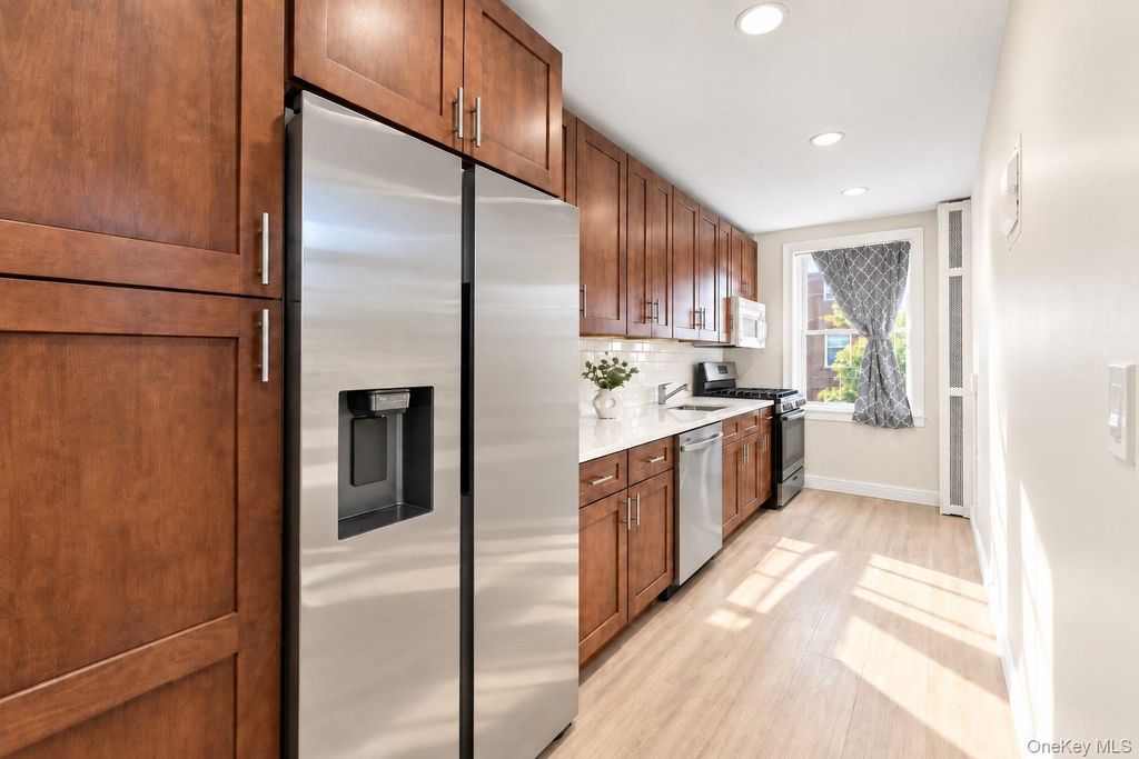 811 Bronx River Road 3H, Bronxville, NY 10708 — photo 3