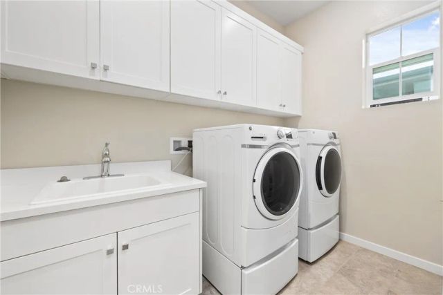 130 Sculpture, Irvine, CA 92618