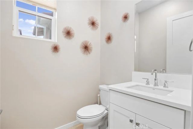 130 Sculpture, Irvine, CA 92618