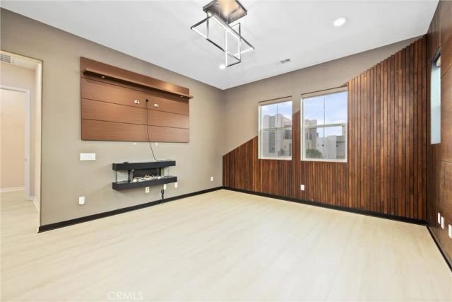 130 Sculpture, Irvine, CA 92618