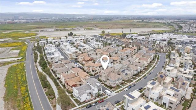 130 Sculpture, Irvine, CA 92618
