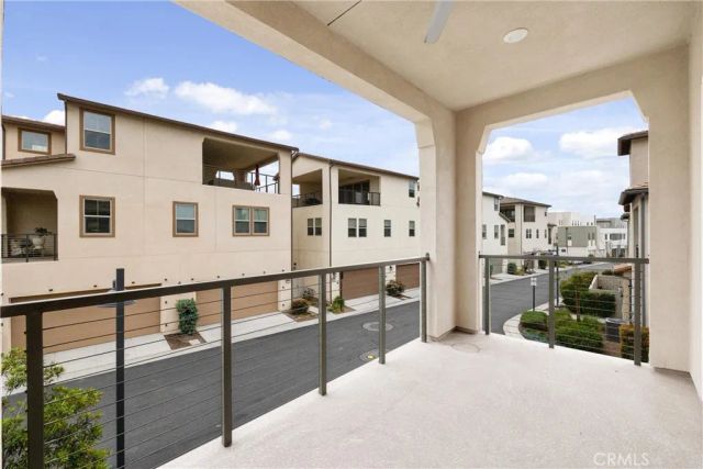 130 Sculpture, Irvine, CA 92618