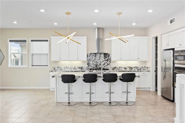 130 Sculpture, Irvine, CA 92618