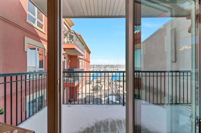 101 S Washington Street 302, Lake City, MN 55041