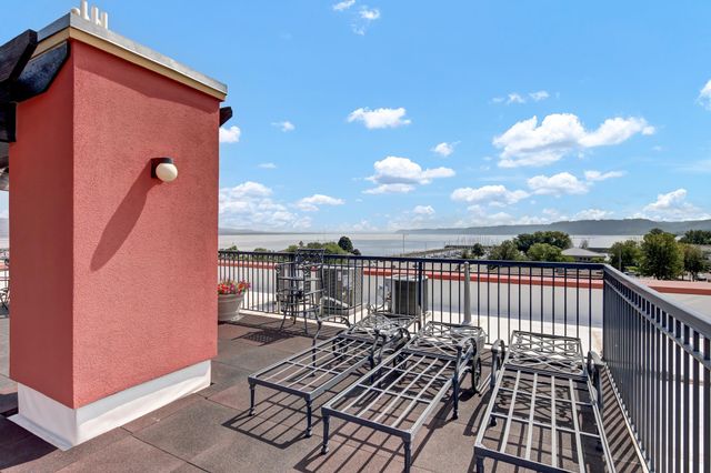 101 S Washington Street 302, Lake City, MN 55041