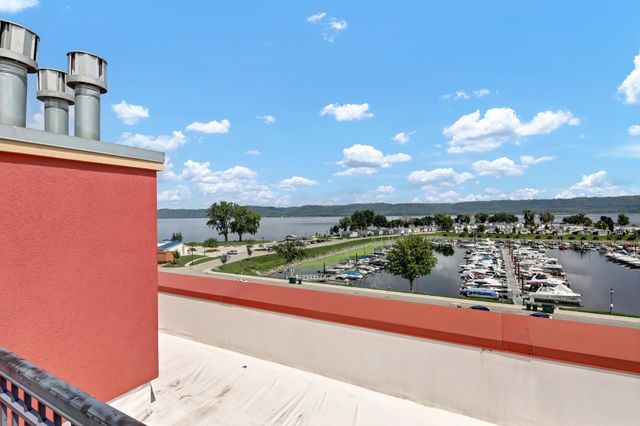 101 S Washington Street 302, Lake City, MN 55041