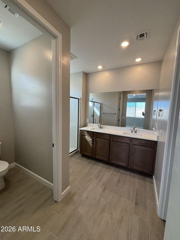 17541 W SOUTHGATE Avenue, Goodyear, AZ 85338