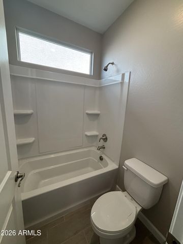 17541 W SOUTHGATE Avenue, Goodyear, AZ 85338