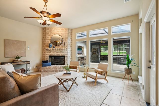 9816 Bode Cir, Garden Ridge, TX 78266