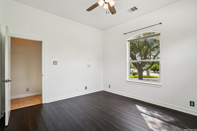 9816 Bode Cir, Garden Ridge, TX 78266