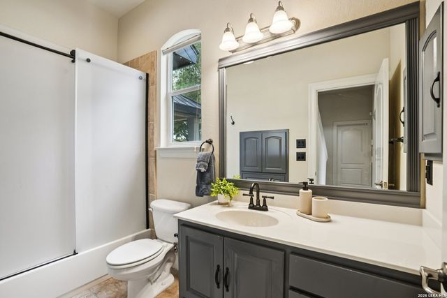 9816 Bode Cir, Garden Ridge, TX 78266