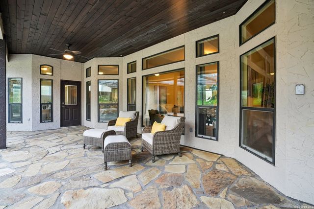 9816 Bode Cir, Garden Ridge, TX 78266