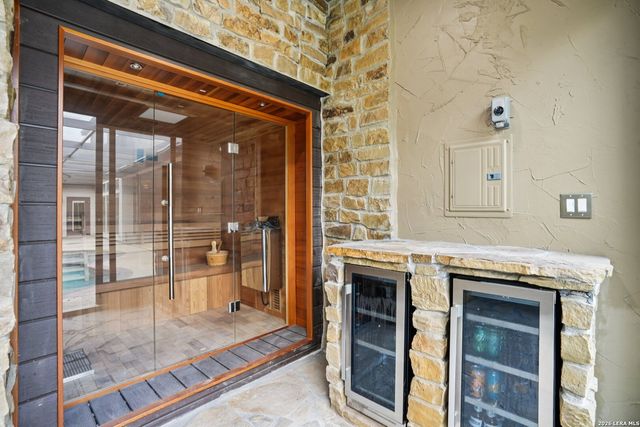 9816 Bode Cir, Garden Ridge, TX 78266