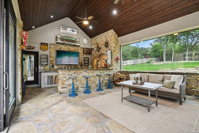 9816 Bode Cir, Garden Ridge, TX 78266