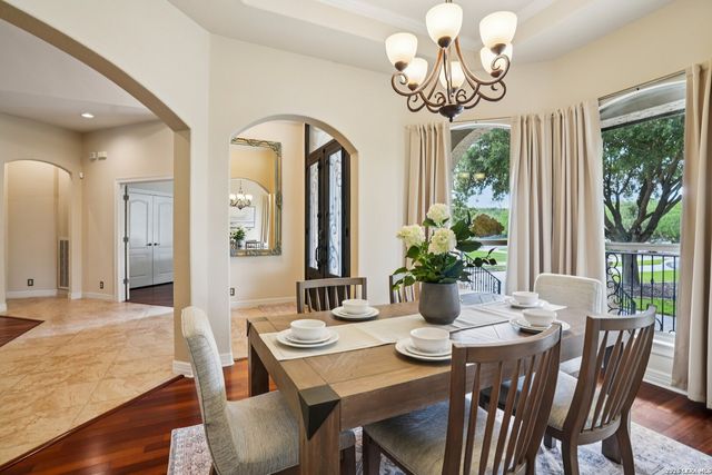 9816 Bode Cir, Garden Ridge, TX 78266