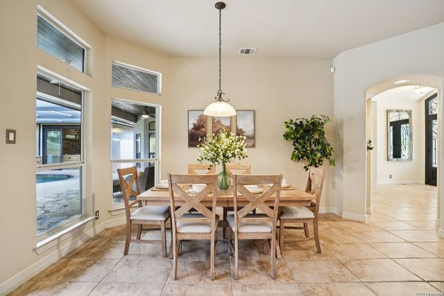 9816 Bode Cir, Garden Ridge, TX 78266