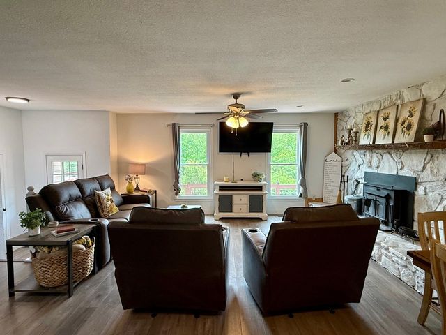 876 Gibson Hill, Hiawassee, GA 30546