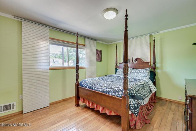 221 N Hill Road, Colonia, NJ 07067