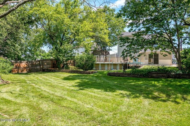 221 N Hill Road, Colonia, NJ 07067