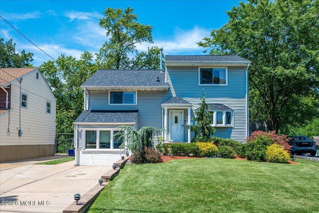221 N Hill Road, Colonia, NJ 07067