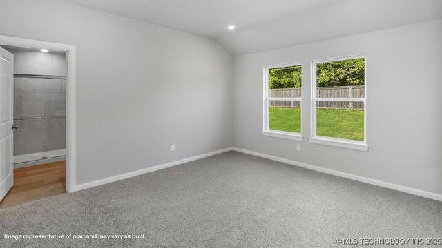 15911 E 75th Place North, Owasso, OK 74055