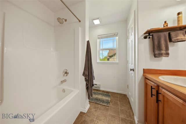 325 Mactavish Lane, Belgrade, MT 59714
