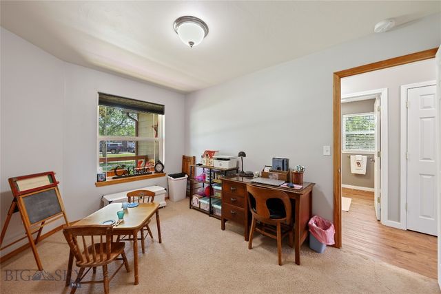 325 Mactavish Lane, Belgrade, MT 59714