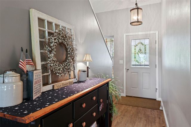 325 Mactavish Lane, Belgrade, MT 59714