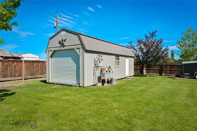 325 Mactavish Lane, Belgrade, MT 59714