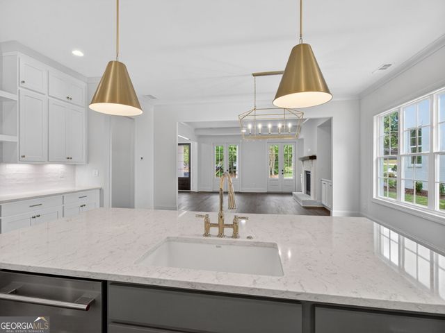 224 Suwanee Avenue, Suwanee, GA 30024