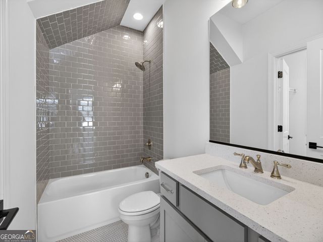 224 Suwanee Avenue, Suwanee, GA 30024