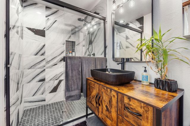 2627 Berkeley Street, Klamath Falls, OR 97601