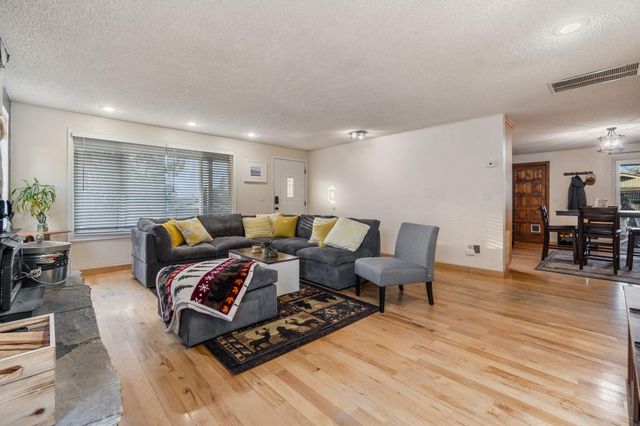 2627 Berkeley Street, Klamath Falls, OR 97601