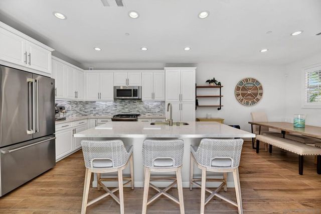 1966 Paseo Lugo, Chula Vista, CA 91913