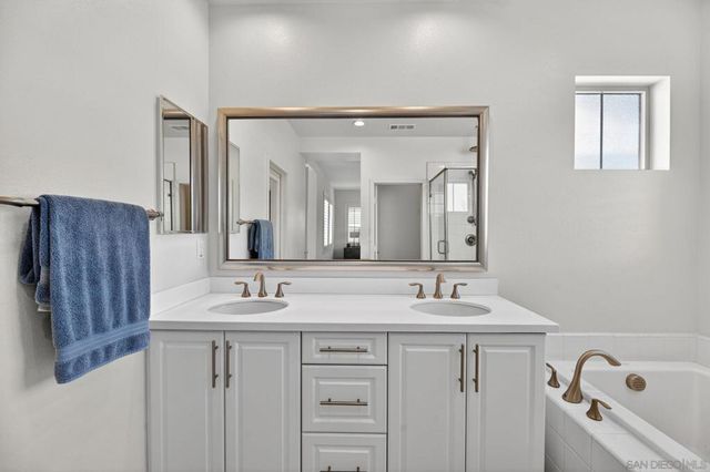 1966 Paseo Lugo, Chula Vista, CA 91913