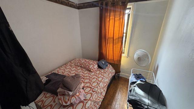 24-26 83rd Street, New York City, NY 11370