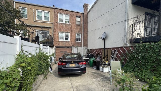 24-26 83rd Street, New York City, NY 11370