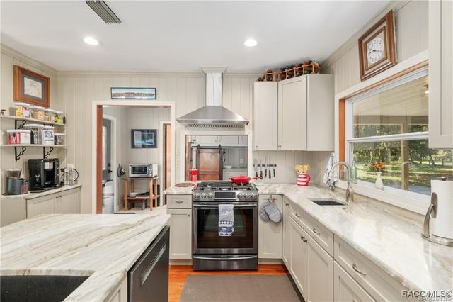 5870 N Briarcliff Terrace, Hernando, FL 34442