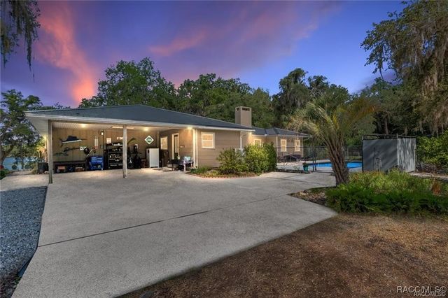 5870 N Briarcliff Terrace, Hernando, FL 34442