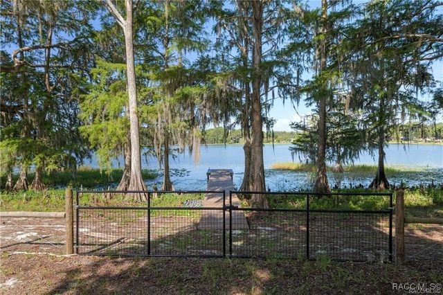 5870 N Briarcliff Terrace, Hernando, FL 34442