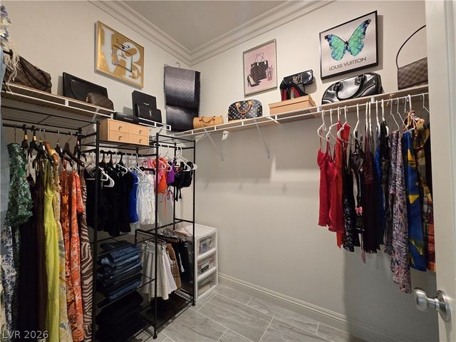 9743 Newcastle Spring Avenue, Las Vegas, NV 89178