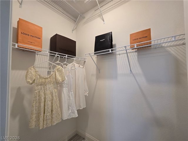 9743 Newcastle Spring Avenue, Las Vegas, NV 89178