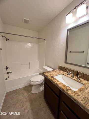 7021 E EARLL Drive 119, Scottsdale, AZ 85251