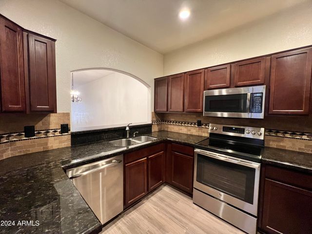 7021 E EARLL Drive 119, Scottsdale, AZ 85251