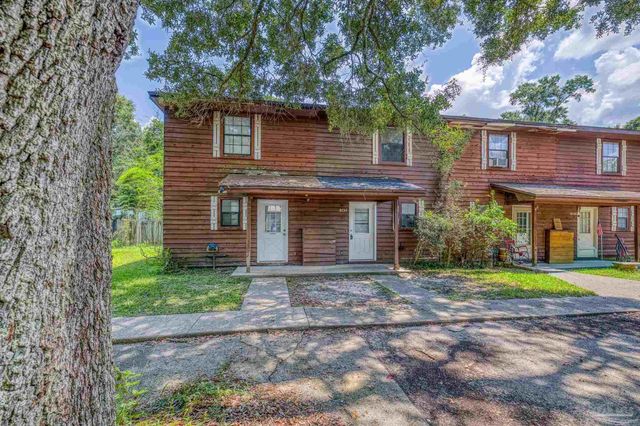 8134 Stonebrook Dr, Pensacola, FL 32514