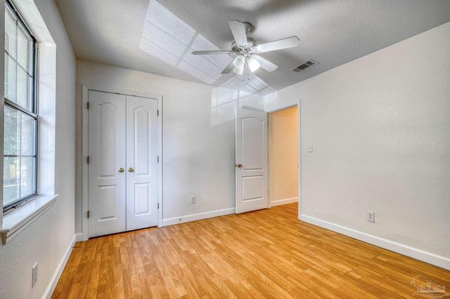 8134 Stonebrook Dr, Pensacola, FL 32514