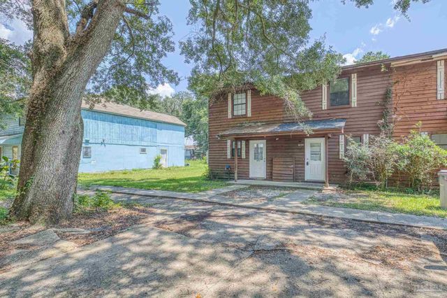 8134 Stonebrook Dr, Pensacola, FL 32514