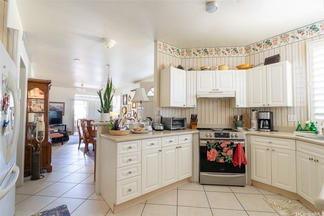 94-214 Kanawao Place, Waipahu, HI 96797