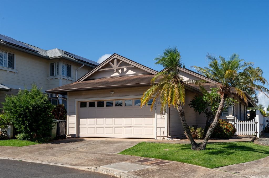 94-214 Kanawao Place, Waipahu, HI 96797